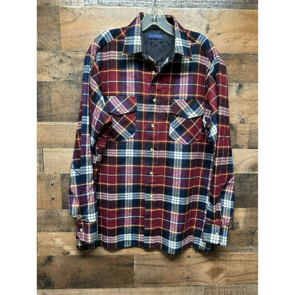 Van Heusen Winterweights Men's Long Sleeve Button Up Size‎ Medium *100% Acrylic*